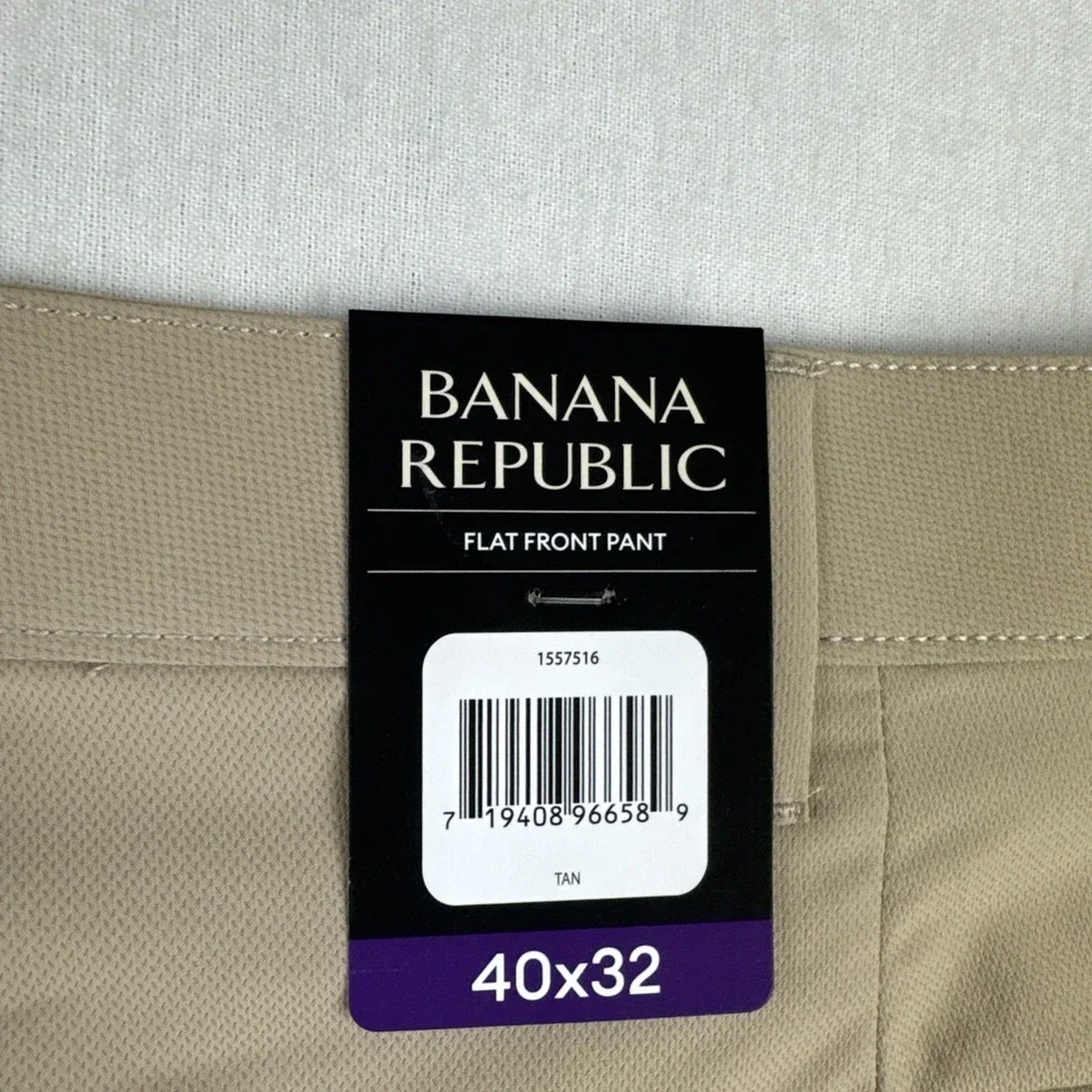 New! Lot of 2 Banana Republic Lightweight Flat front Pants 40*32 Black Beige